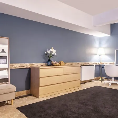 Studio Flat With Lovely Backyard In Nisantasi *