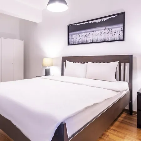 Studio Flat With Lovely Backyard In Nisantasi