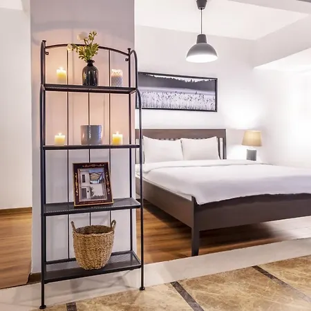 Studio Flat With Lovely Backyard In Nisantasi דירה