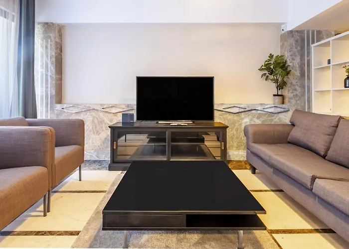 Studio Flat With Lovely Backyard In Nisantasi